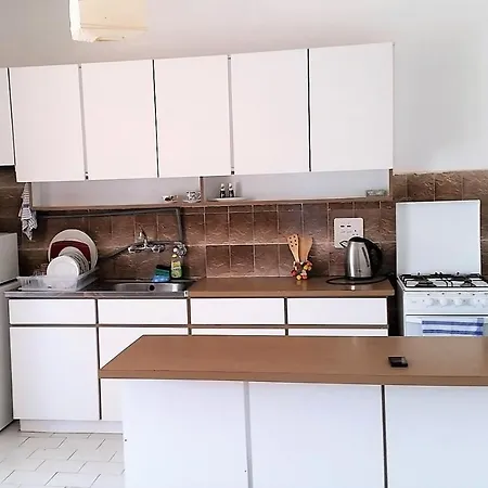 1 Bedroom With A Magnificent Sea View Апартаменти